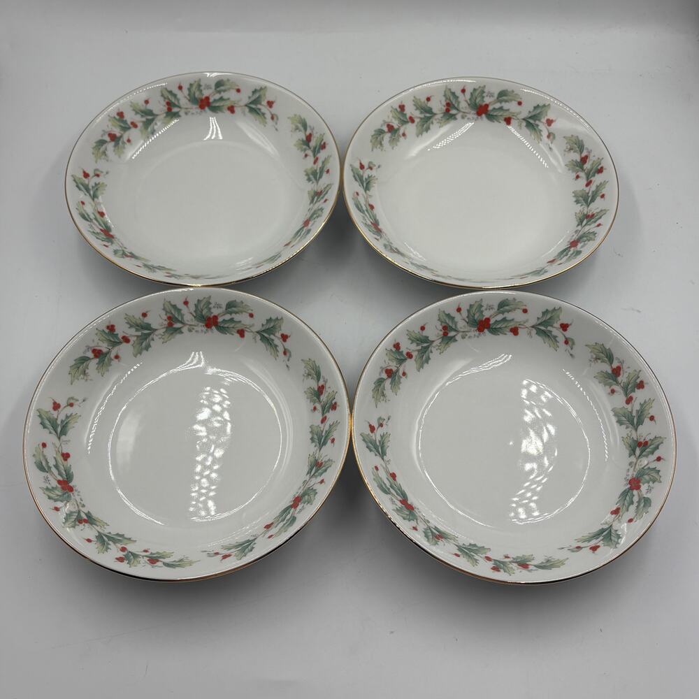 China Pearl NOEL Fine China Four (4) 7 1/2" Soup Bowls Holly And Berries